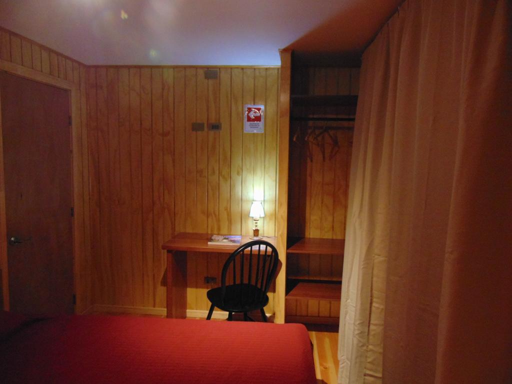 Cafe & Hostal Acurruka Куракаутин Экстерьер фото